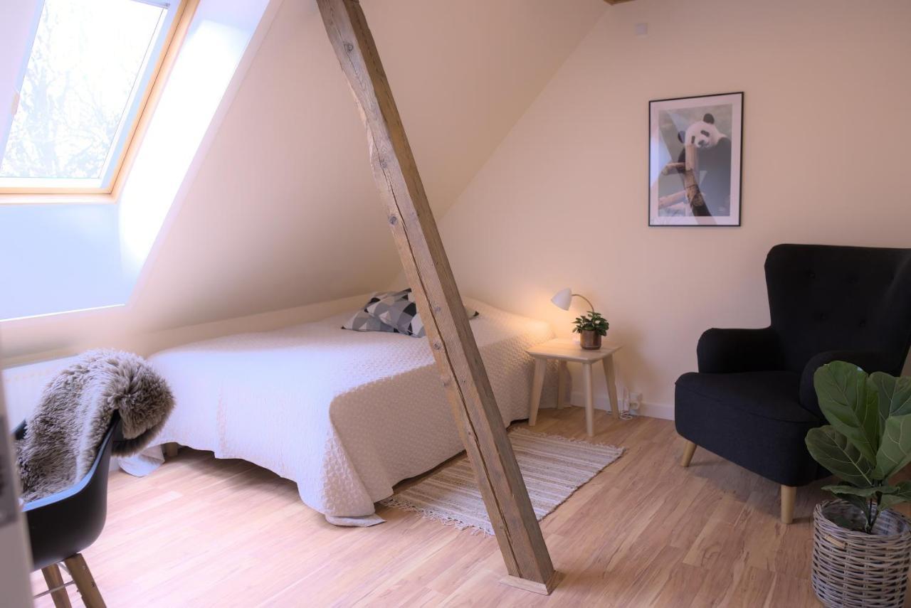 Akaciegaarden Bed & Breakfast Harlev  Eksteriør bilde