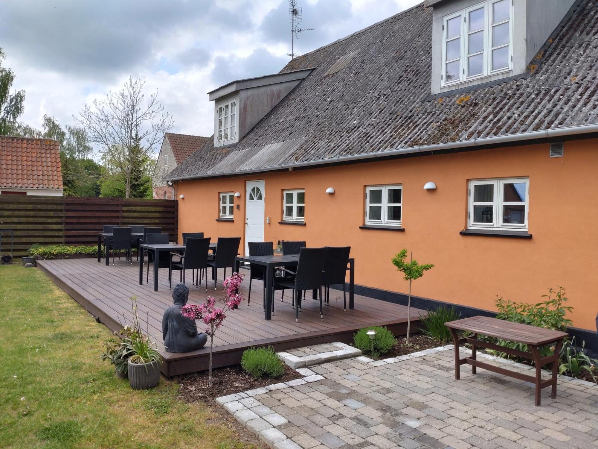 Akaciegaarden Bed & Breakfast Harlev  Eksteriør bilde